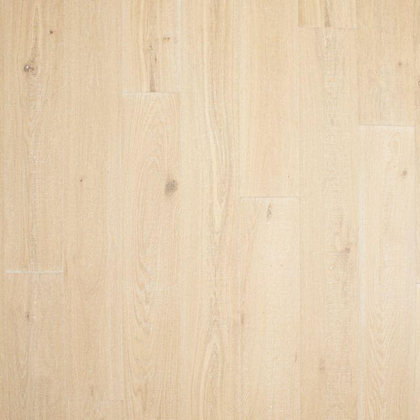 Mohawk UltraWood Plus Westport Cape – Sundial Oak (32659-01) | 9″ x 81″ Engineered Hardwood Flooring