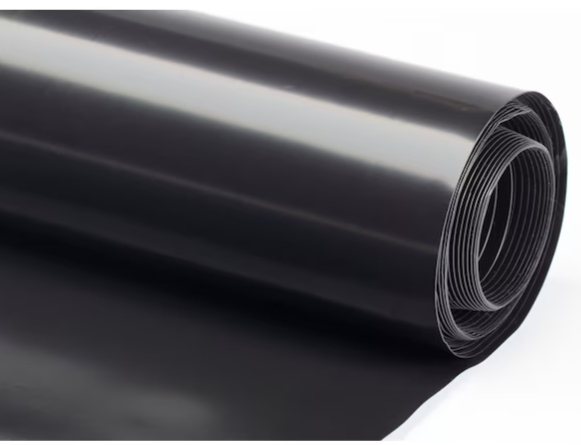 Premium Poly film Moisture Resistant Flooring 3.83-Feet W x 26.33-Feet L x 6 Mils T 100-Sq. Feet / Roll