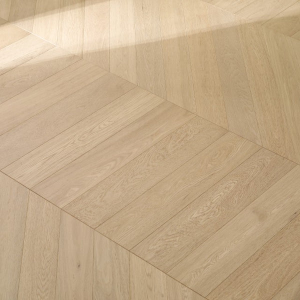 Hardwood Euro Oak Engineered Wood Chevron 25.2