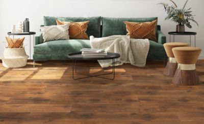 Laminate Dried Clay Oak UC5878 NatureTEK PLUS Colossia Collection