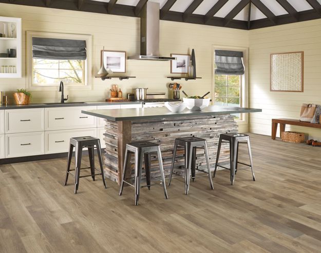 Vinyl Shire Harvest  6-1/2" Liberty Valor