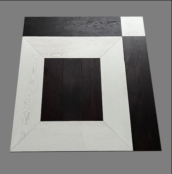 Hardwood Black & White COUTURE MEDALLION