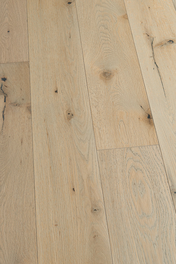 Hardwood Menfi French Oak CMMI420V Casa Mia 6 1/2