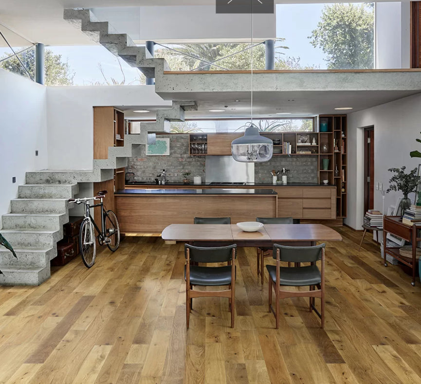 Hardwood Morris Oak GRAIN & SAW