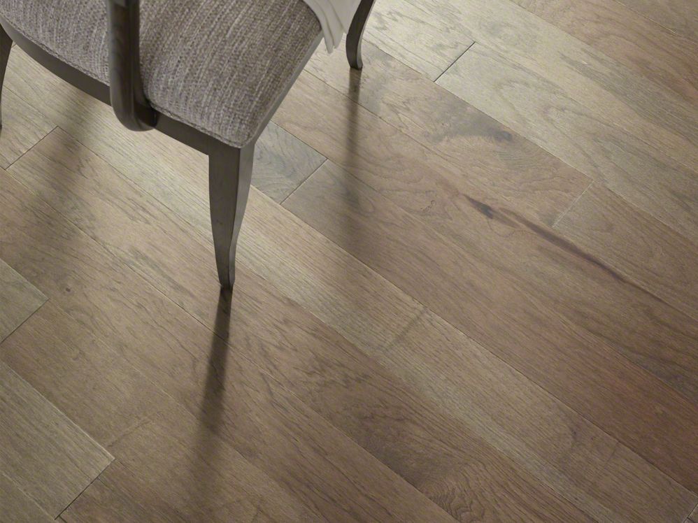 Hardwood Chestnut RAVEN ROCK SMOOTH