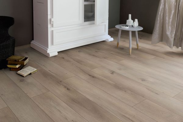 Laminate Driftwood  7.6″ x 8mm M176393 The Bering Strait Collection