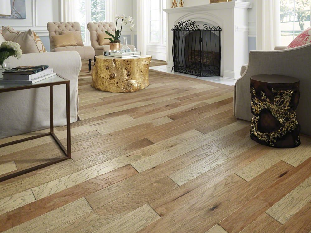 Hardwood Honey Glow HAYDEN HICKORY