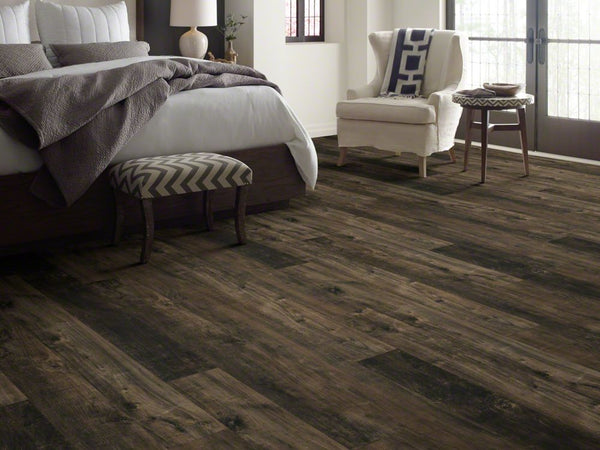 Laminate Iconic Brown KINGS COVE